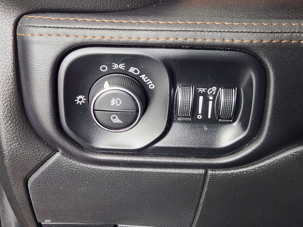Used 2022 RAM 3500 Limited image 22
