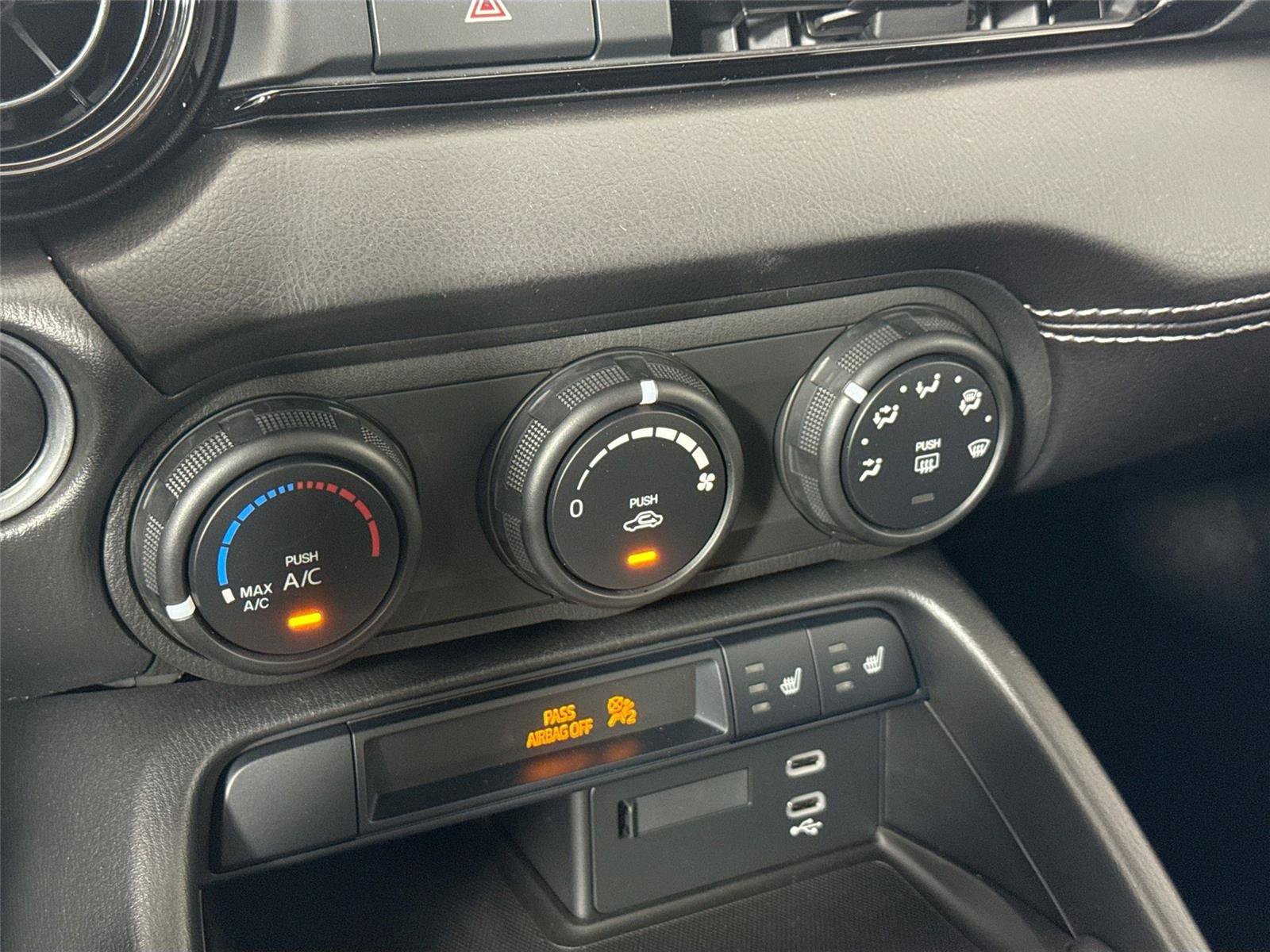 New 2026 MAZDA MX-5 Miata Club w/ Interior Package RWD image 25