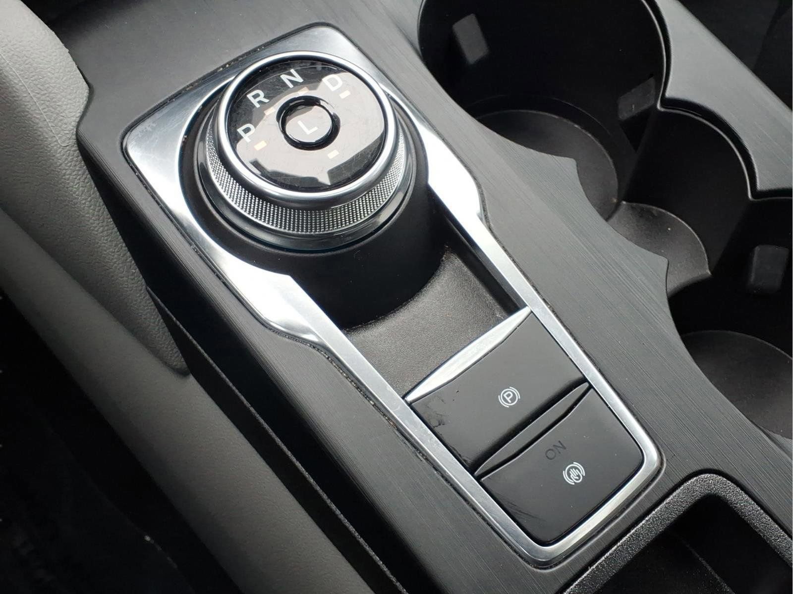 Used 2024 Ford Escape SE w/ PHEV Premium Package image 12