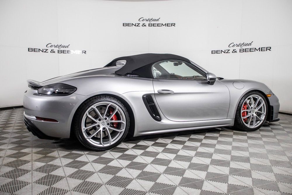Used 2022 Porsche 718 Boxster Spyder image 10