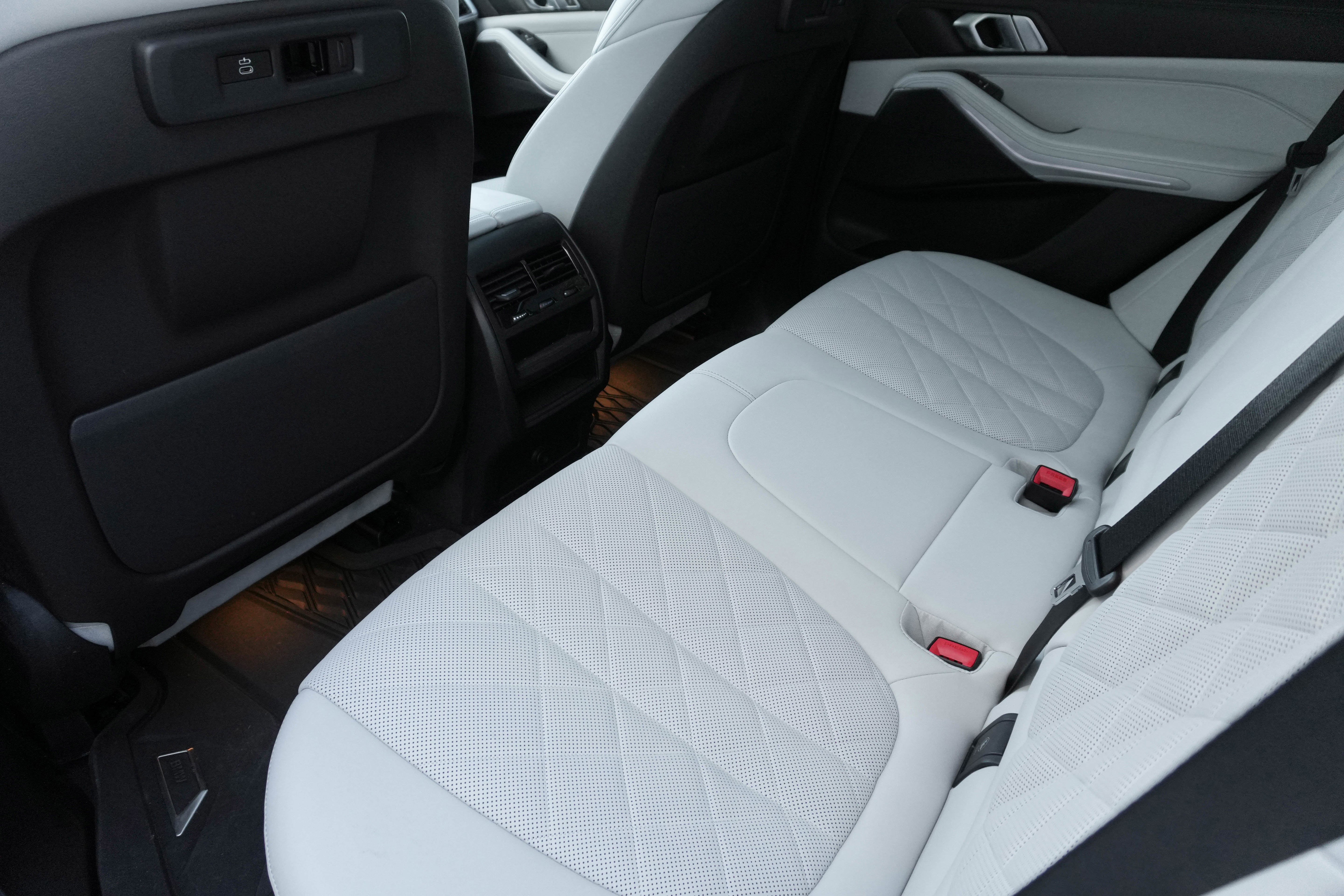 Certified 2023 BMW X5 xDrive40i w/ M Sport Package image 30