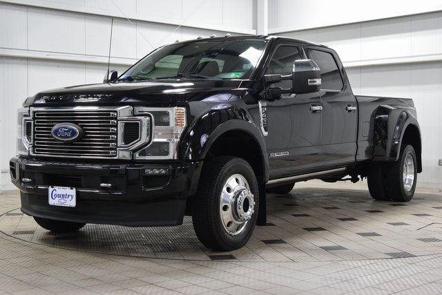 Used 2022 Ford F450 Platinum w/ FX4 Off-Road Package image 3