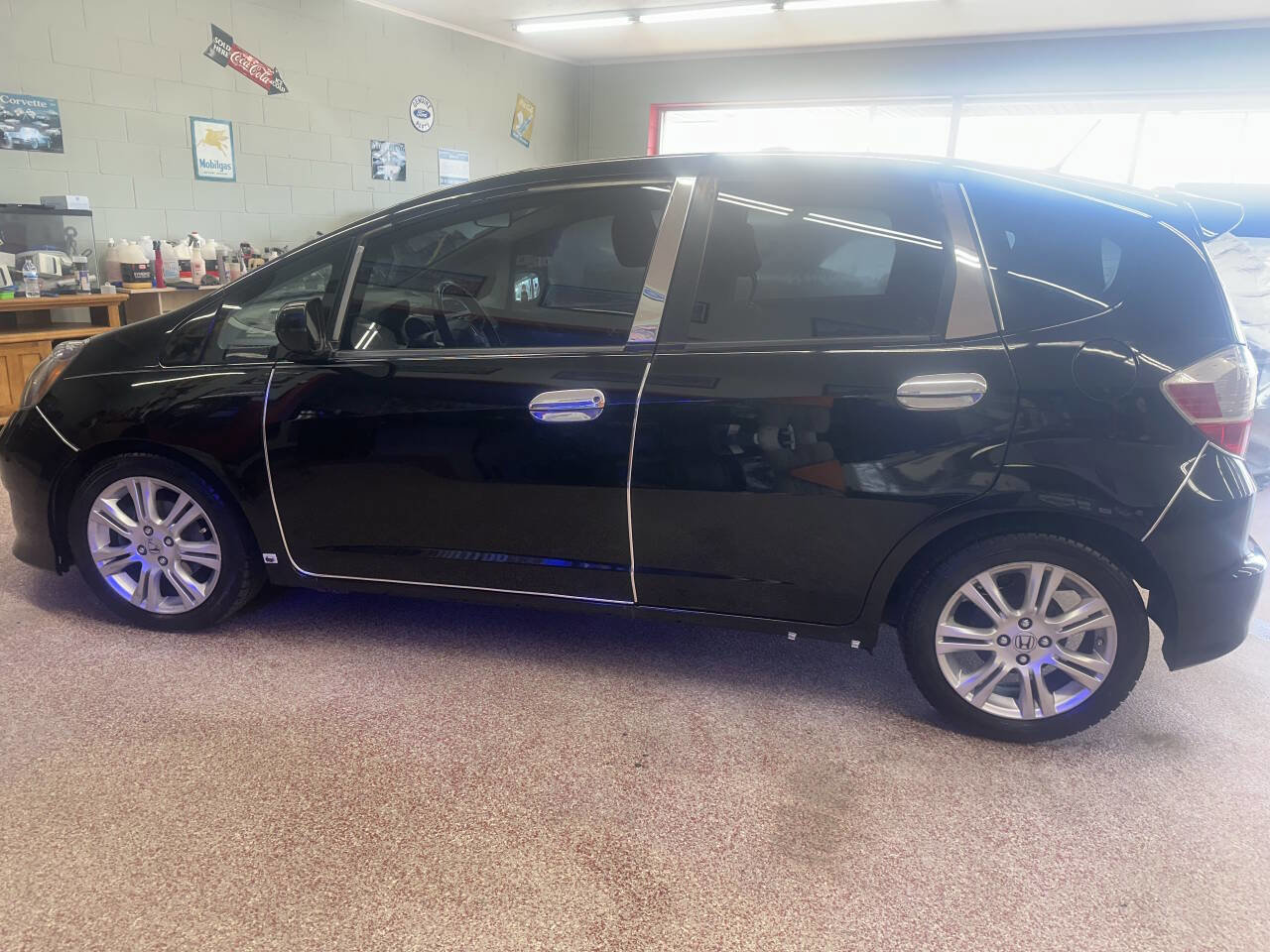 Used 2009 Honda Fit Sport image 3