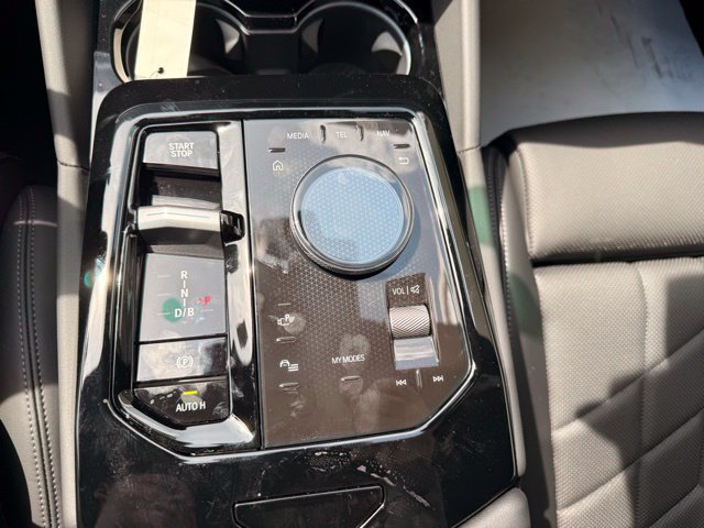 New 2026 BMW i5 eDrive40 AWD/4WD image 14