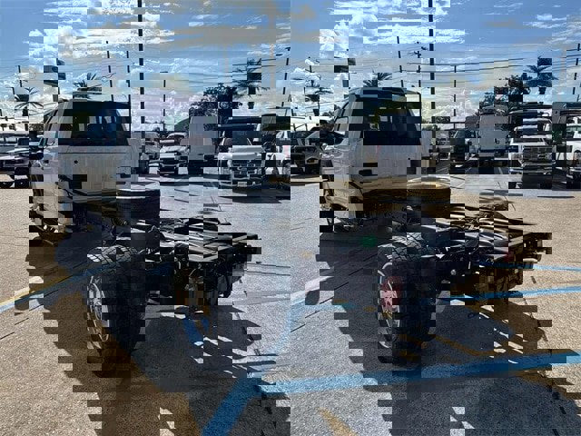New 2025 Ford F550 4x4 SuperCab Super Duty image 5