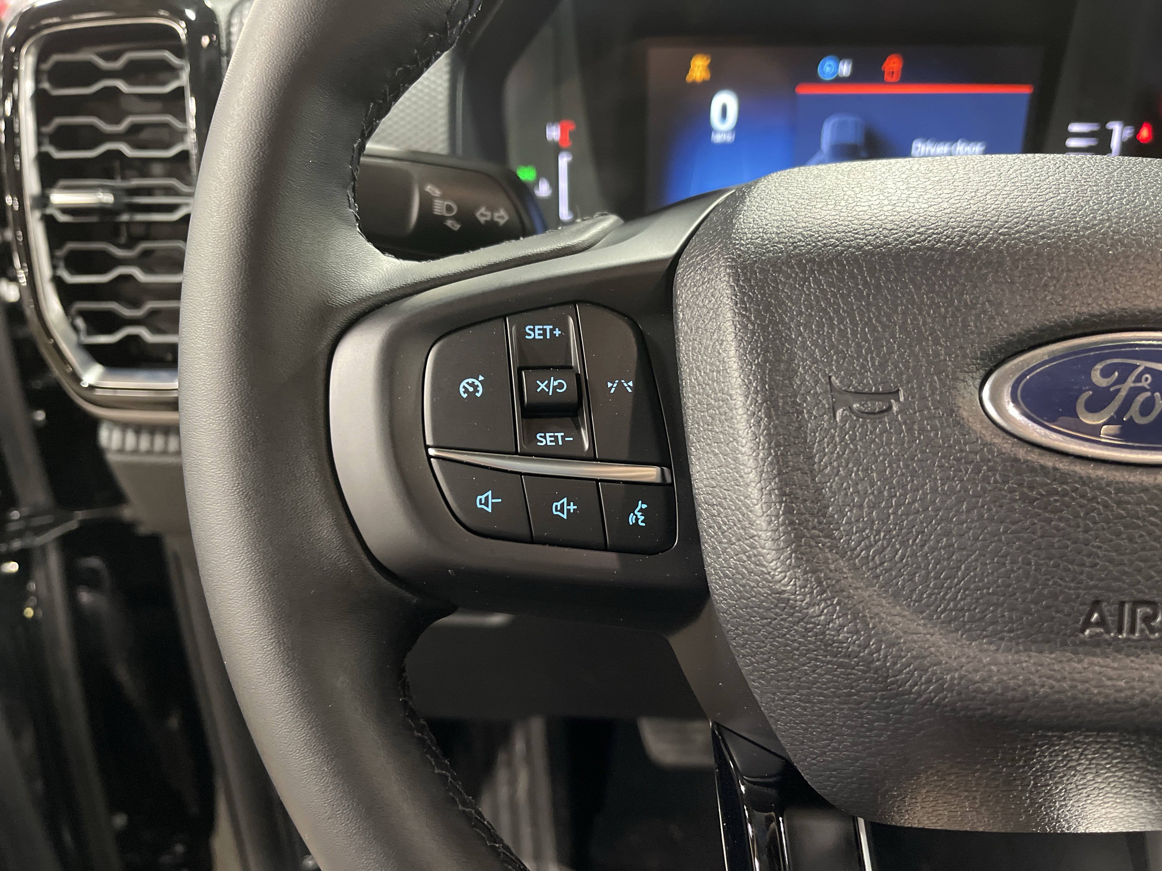 New 2025 Ford Ranger XLT w/ Black Appearance Package image 19