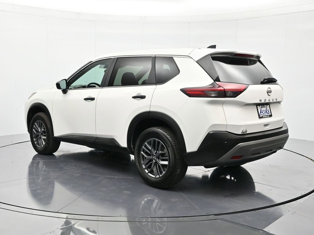 Certified 2023 Nissan Rogue S image 8