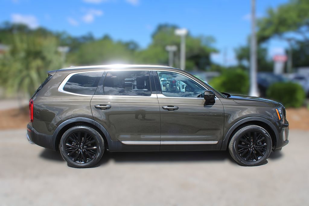 Used 2022 Kia Telluride SX w/ Towing Package FWD image 5