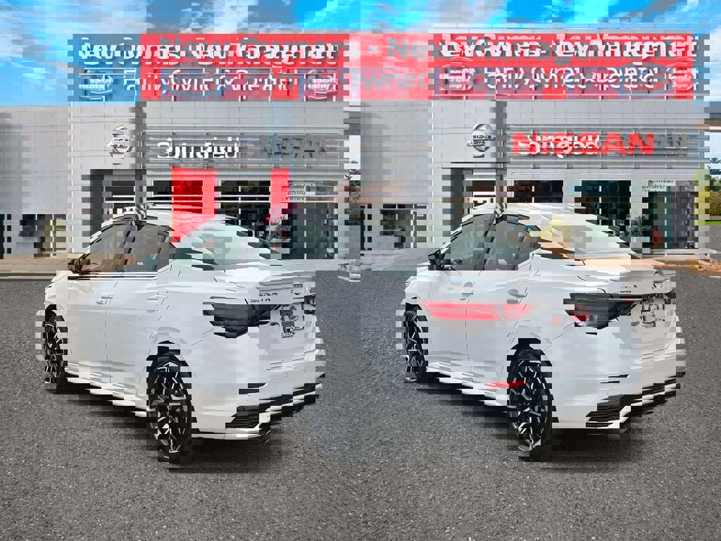 Used 2024 Nissan Sentra SR w/ SR Premium Package image 6