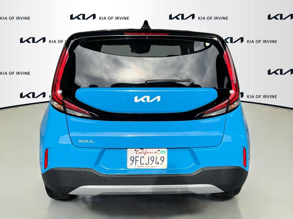 Certified 2023 Kia Soul S FWD image 8