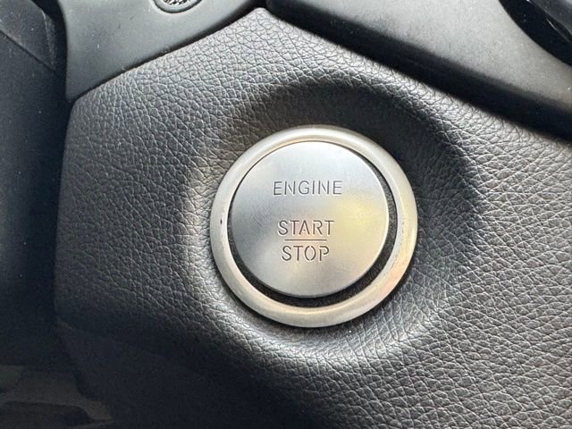 Used 2019 Mercedes-Benz GLA 250 4MATIC image 30