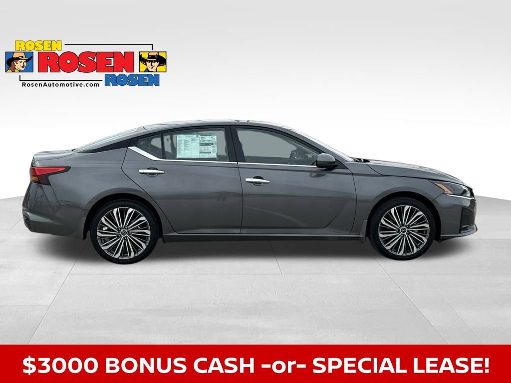 New 2025 Nissan Altima 2.5 SL image 6