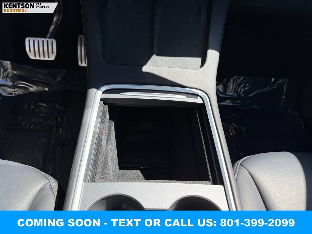 Used 2024 Tesla Model Y Performance AWD/4WD image 18