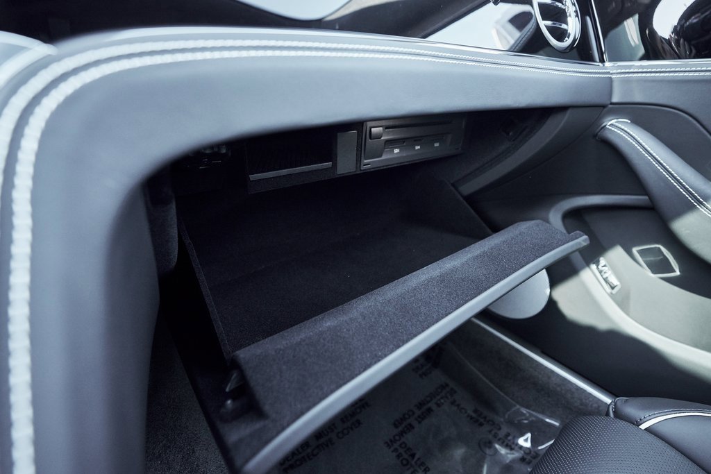 Used 2024 Bentley Flying Spur S V8 image 71