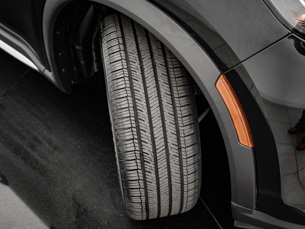 Used 2024 INFINITI QX60 Sensory image 48