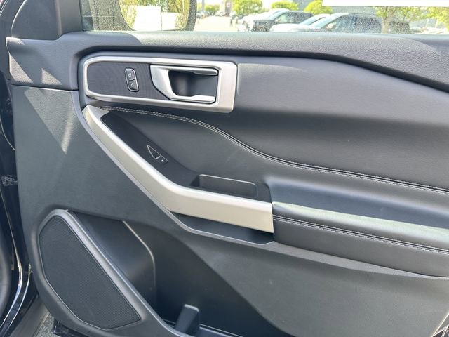 Certified 2023 Ford Explorer XLT w/ Equipment Group 202A image 36