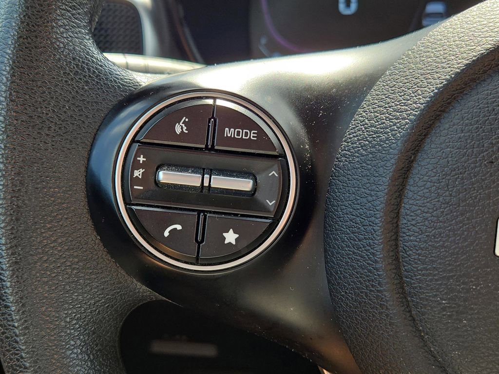 Certified 2023 Kia Soul LX image 29