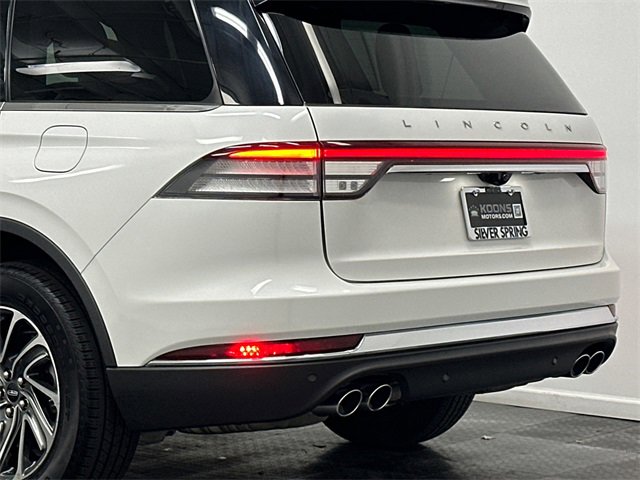 Used 2022 Lincoln Aviator AWD image 7