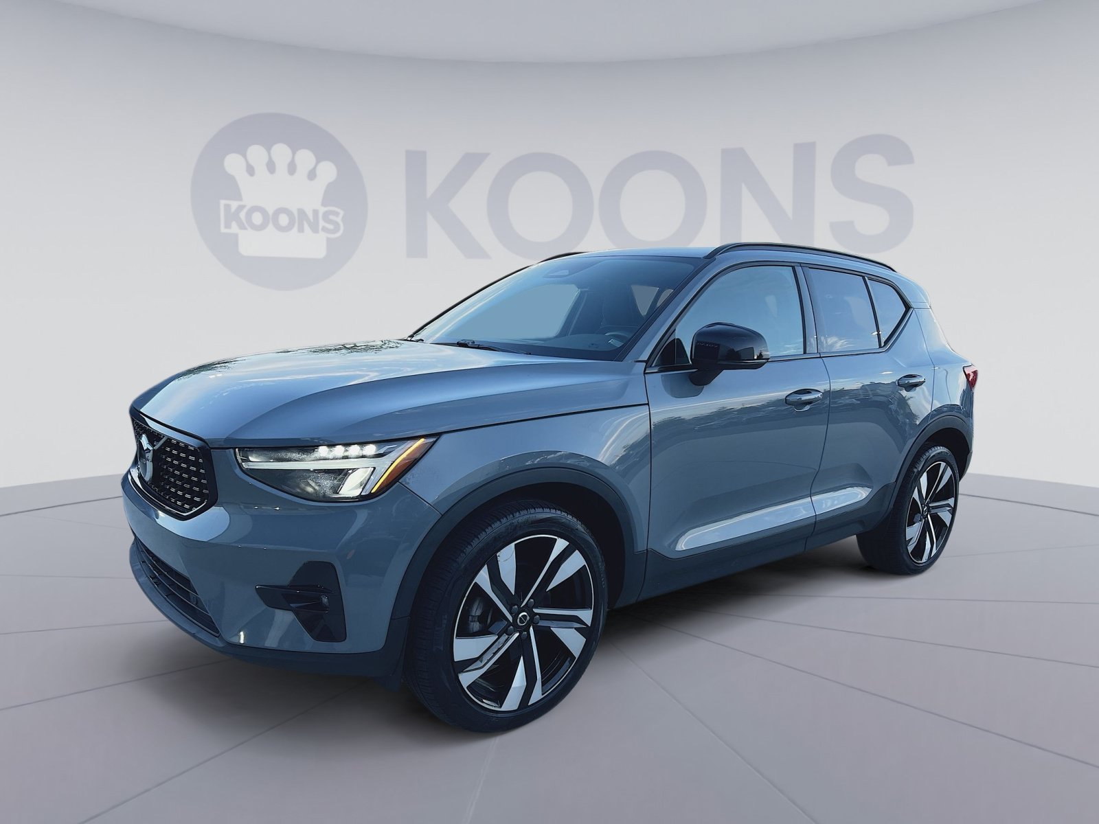 Certified 2023 Volvo XC40 B5 Plus w/ Climate Package