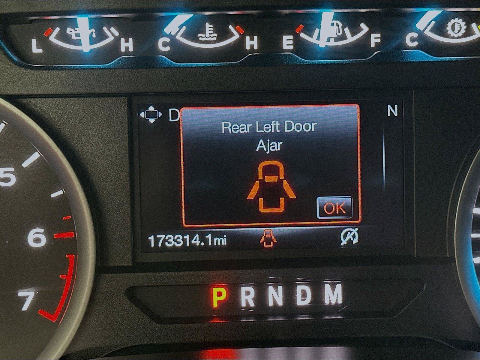 Used 2018 Ford F150 XLT w/ Equipment Group 302A Luxury AWD/4WD image 19