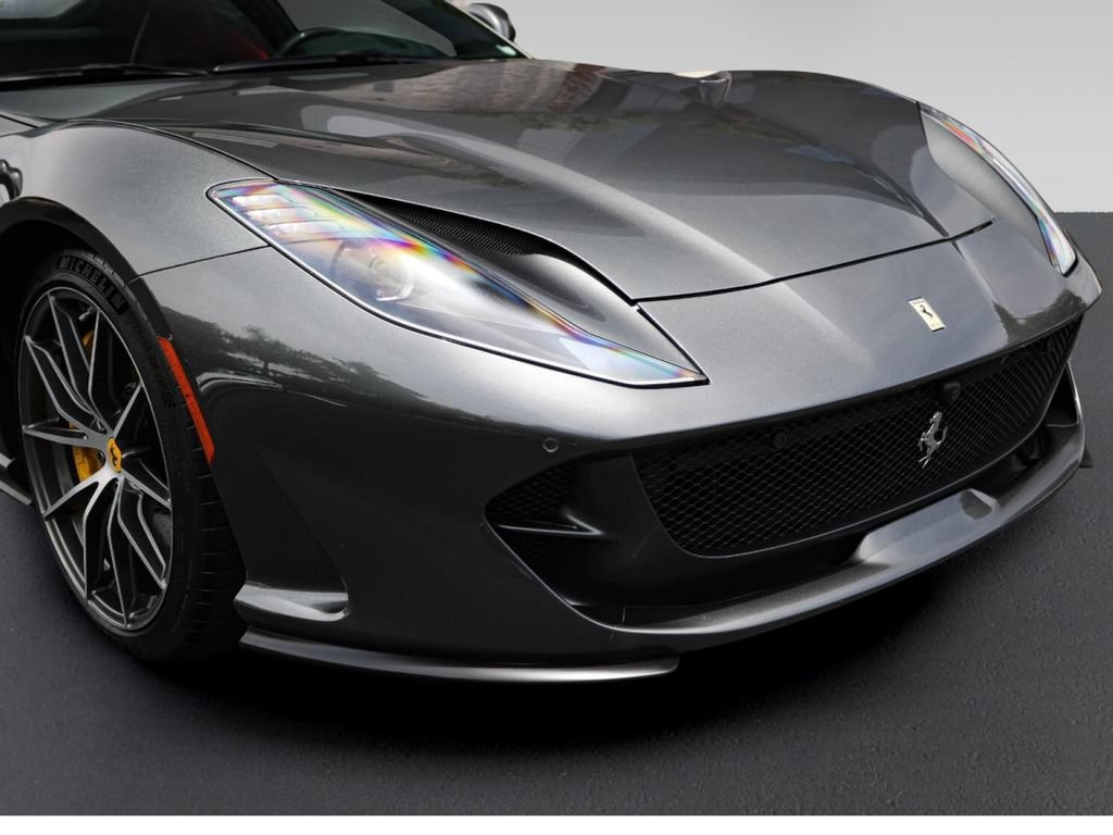 Certified 2019 Ferrari 812 Superfast RWD image 10