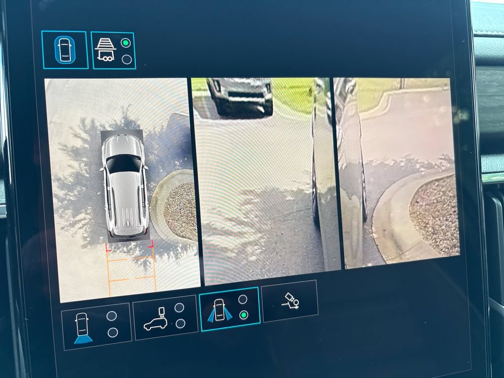 New 2026 GMC Acadia Denali Ultimate w/ LPO, Floor Liner Package AWD/4WD image 28