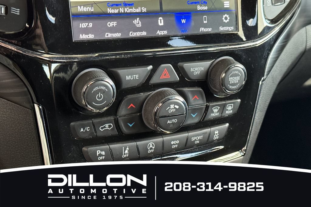 Used 2021 Jeep Grand Cherokee Laredo X AWD/4WD image 21