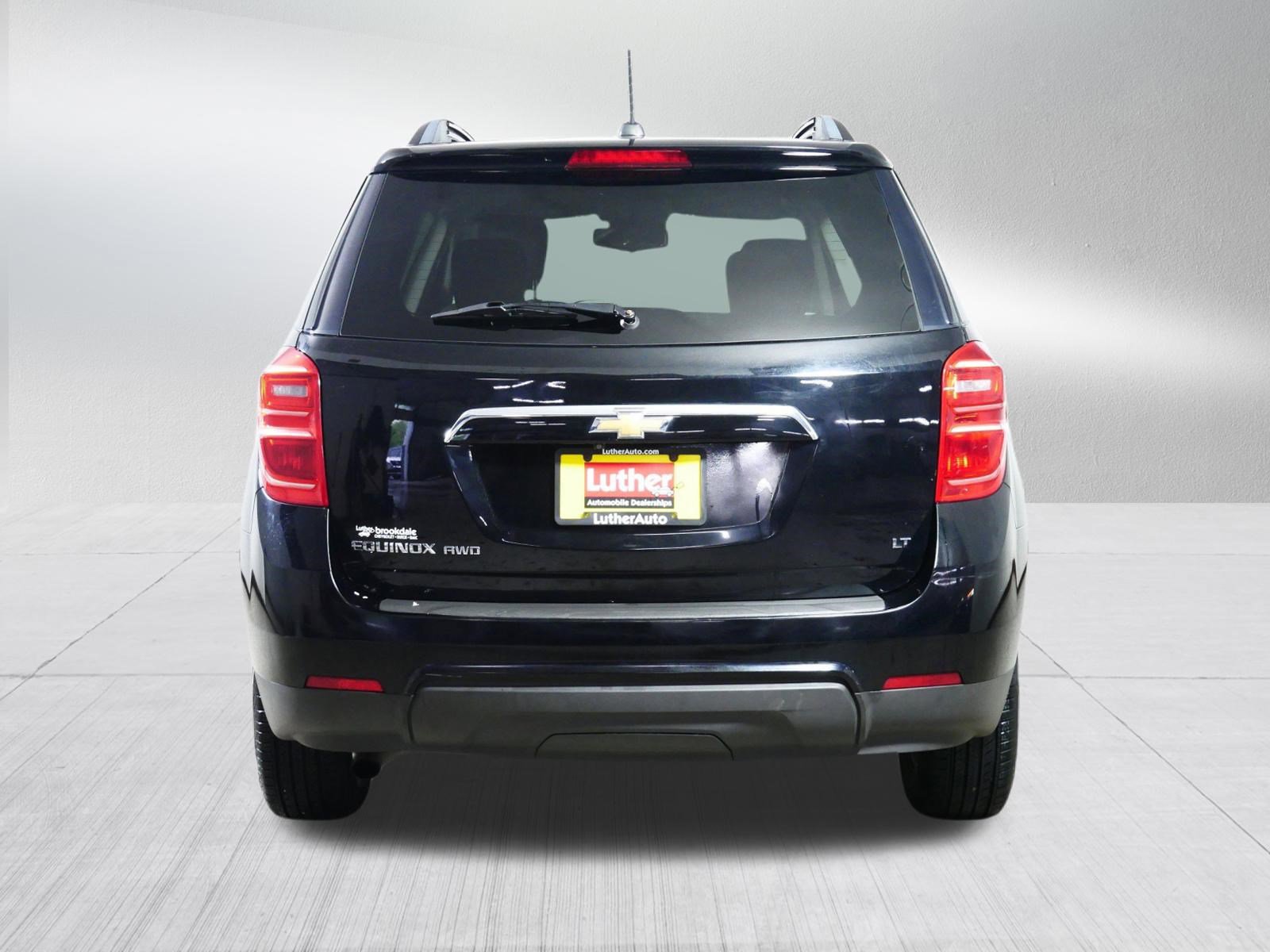 Used 2017 Chevrolet Equinox LT w/ Convenience Package AWD/4WD image 6