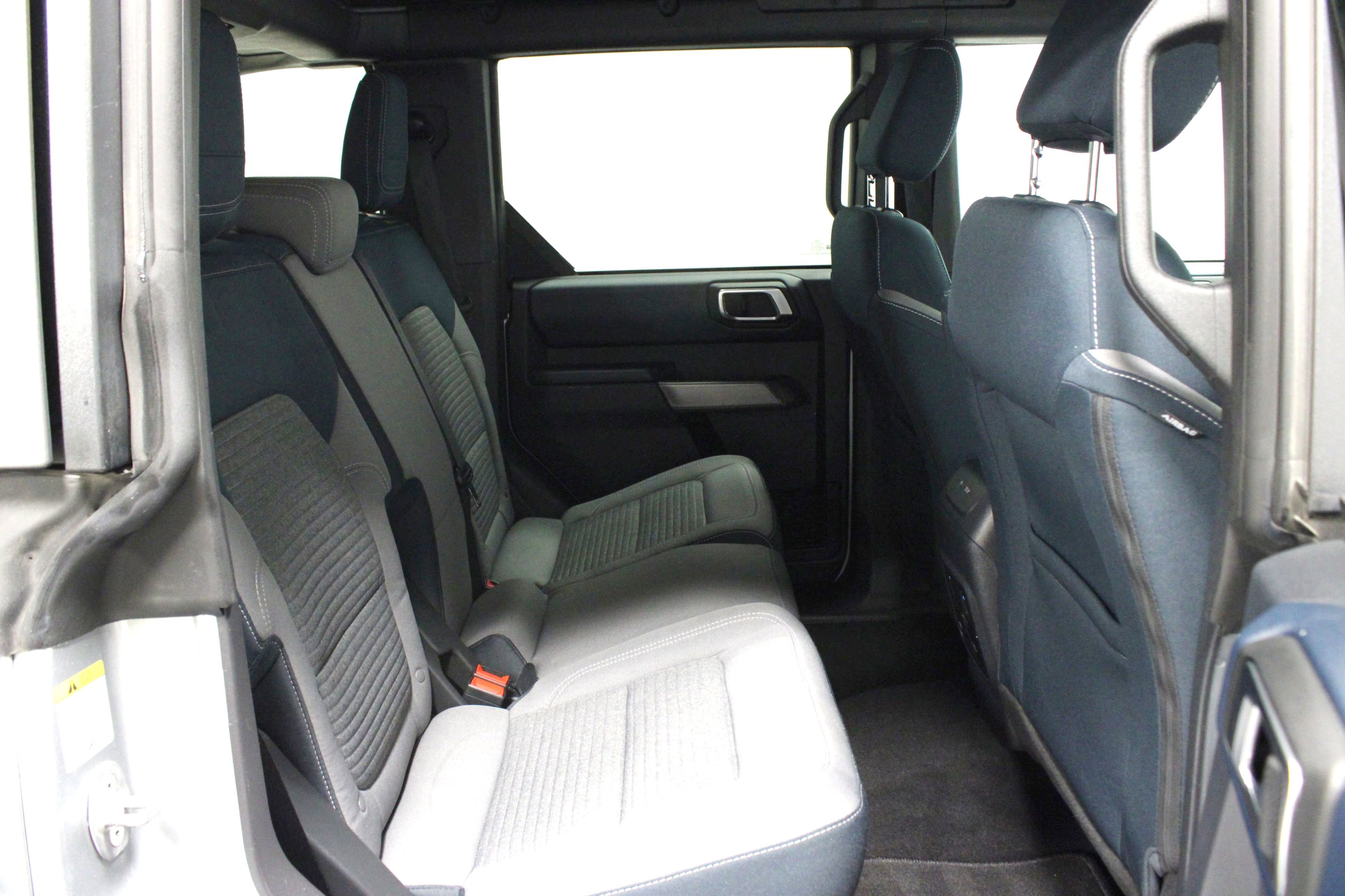 Used 2022 Ford Bronco Outer Banks image 15