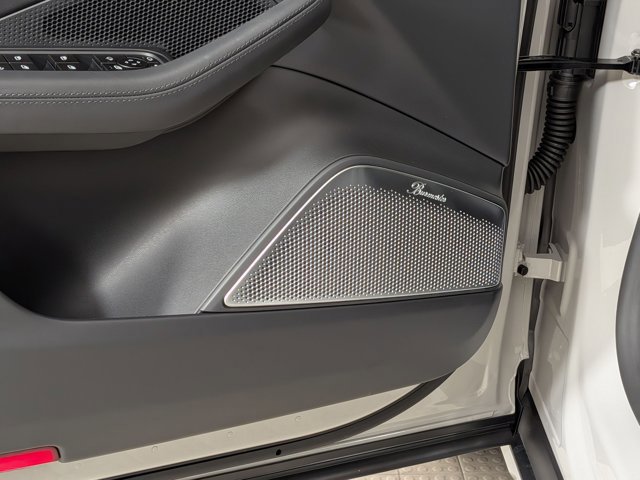 New 2026 Porsche Macan Turbo Electric image 14