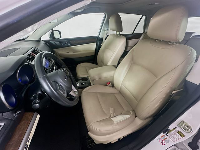 Used 2017 Subaru Outback 3.6R Limited image 23