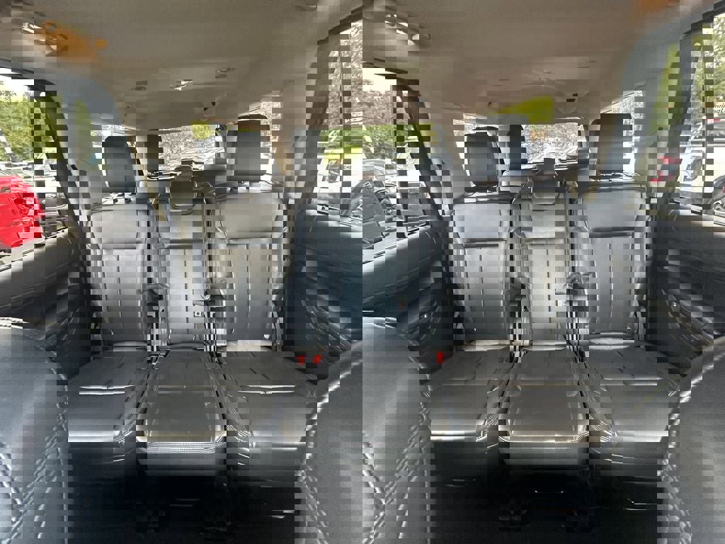 Used 2024 Ford Expedition Max XLT image 19