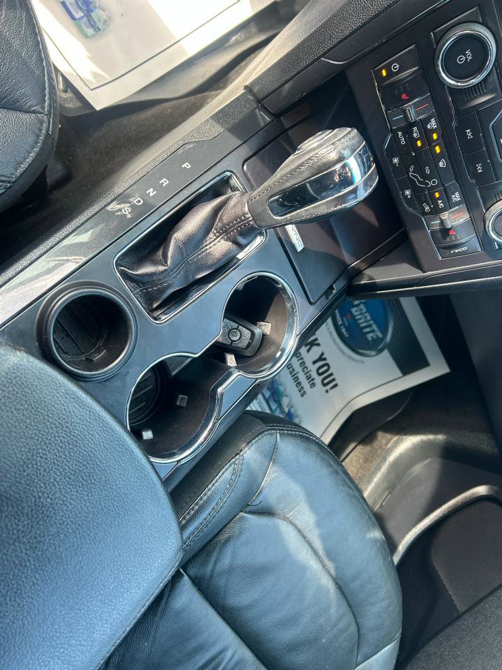 Used 2018 Ford Explorer XLT w/ Equipment Group 202A image 22