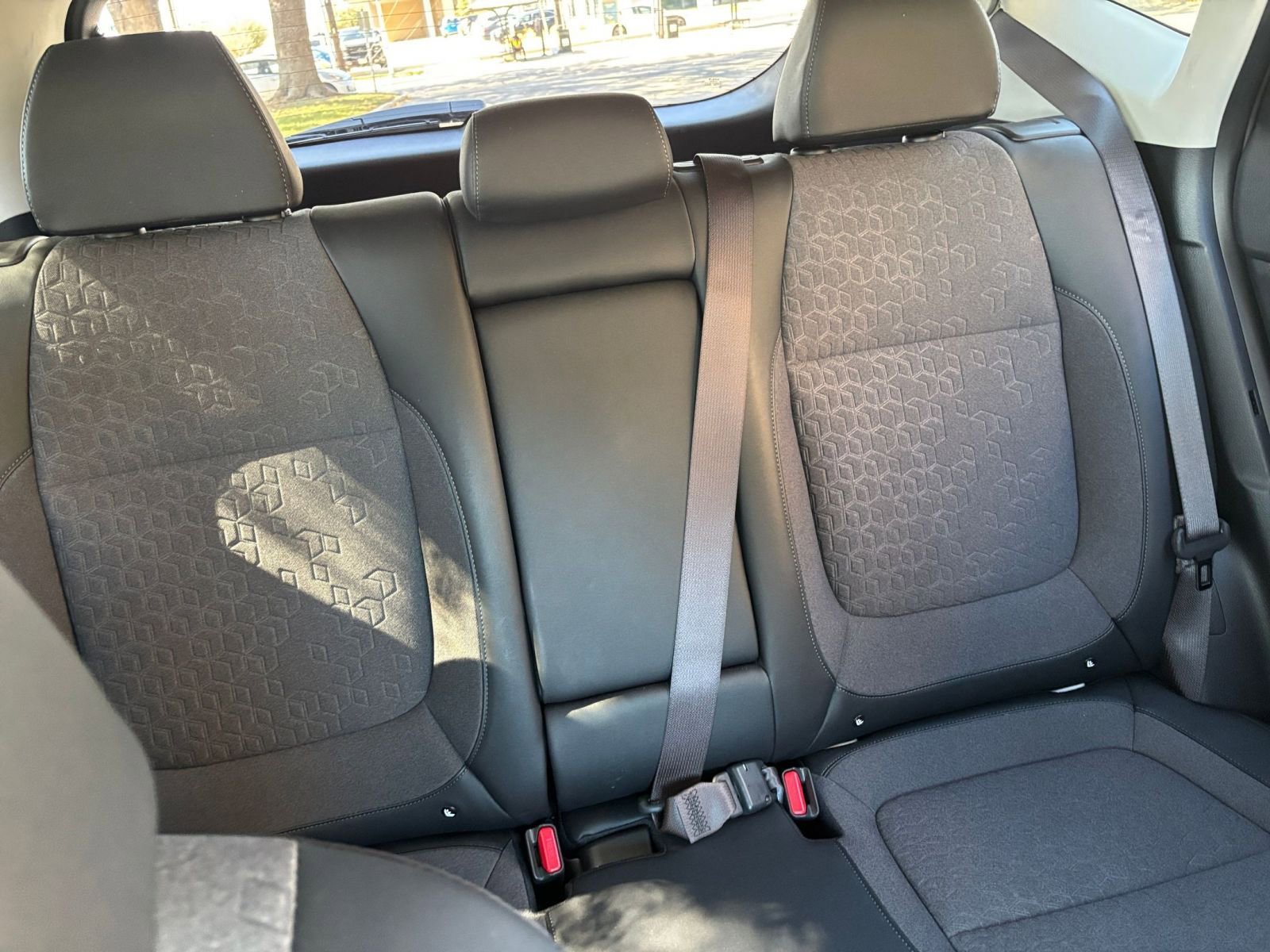 Used 2025 Kia Seltos S image 32