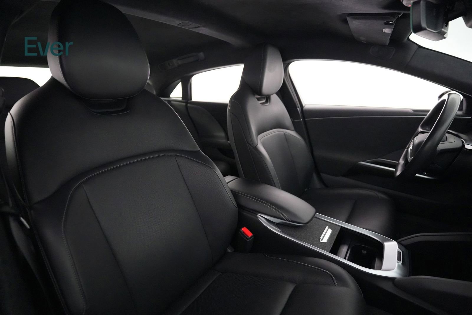 Used 2023 Lucid Air Pure image 23