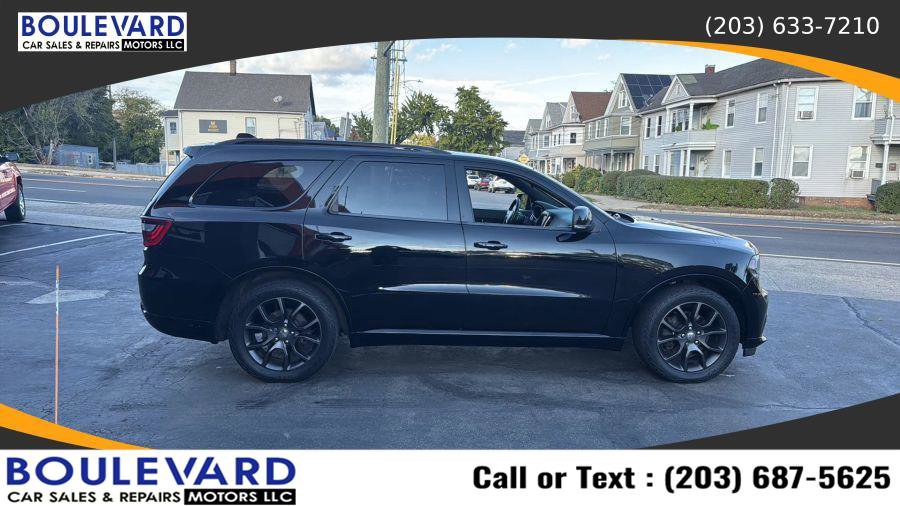 Used 2017 Dodge Durango R/T w/ Technology Group image 8