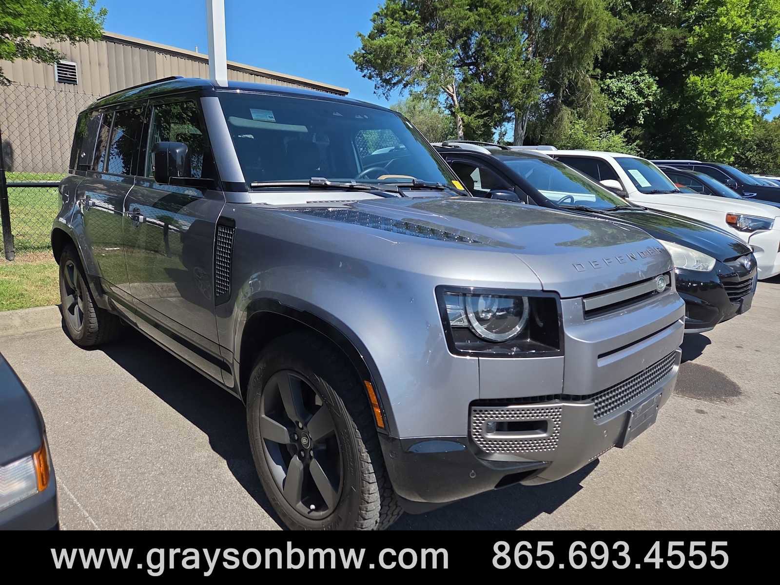 Used 2024 Land Rover Defender 110 X-Dynamic SE AWD/4WD image 1