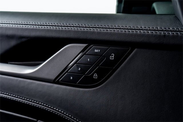 Used 2025 Porsche 911 Carrera image 34