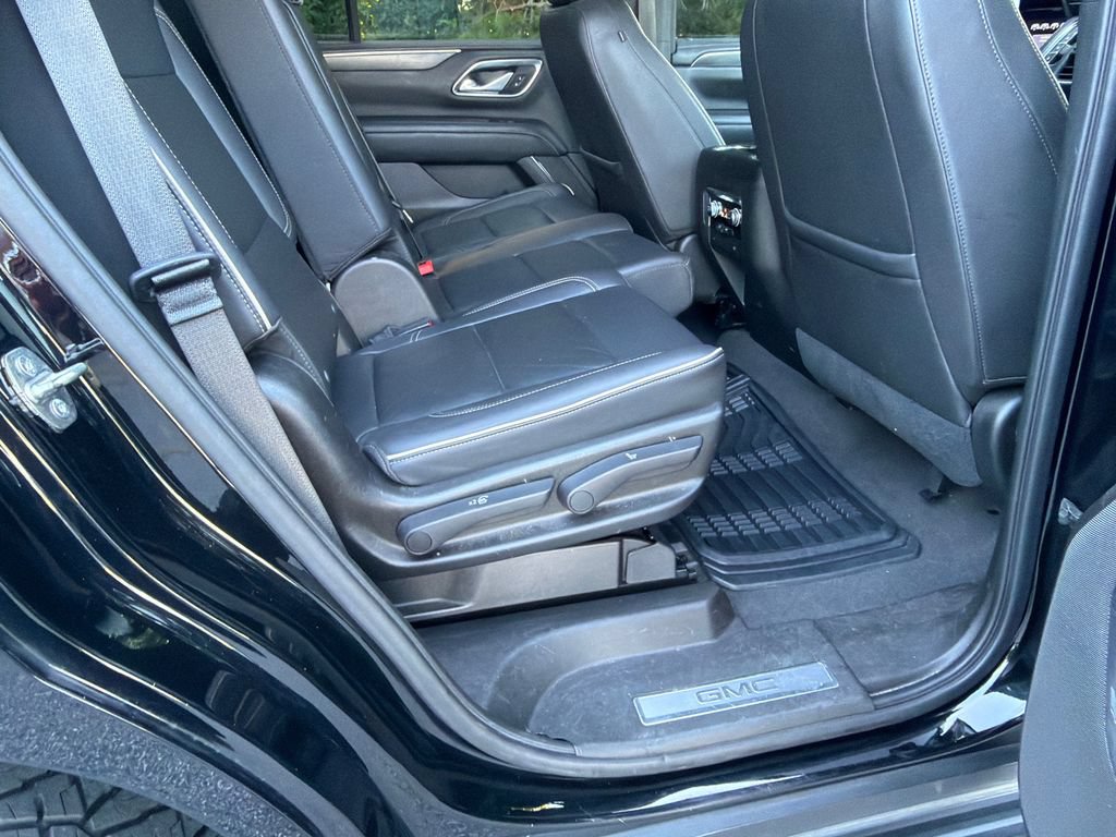 Used 2021 GMC Yukon SLT RWD image 15