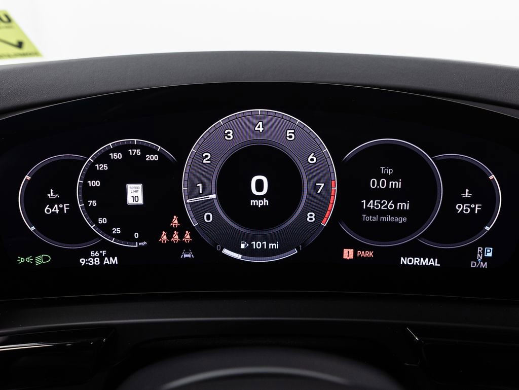 Used 2024 Porsche Cayenne S image 13