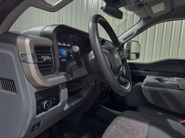 Used 2023 Ford F250 XLT AWD/4WD image 12