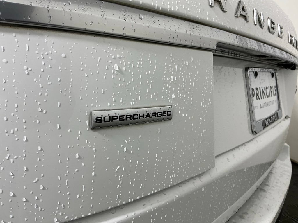 Used 2016 Land Rover Range Rover Supercharged AWD/4WD image 33
