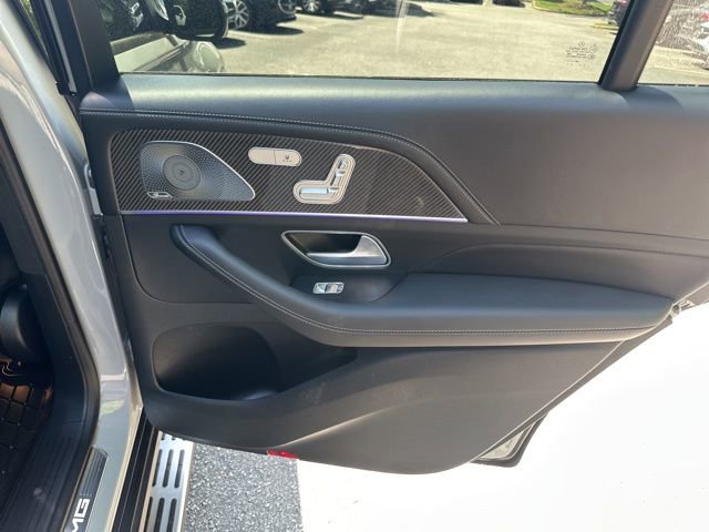 Used 2025 Mercedes-Benz GLS 63 AMG 4MATIC image 18