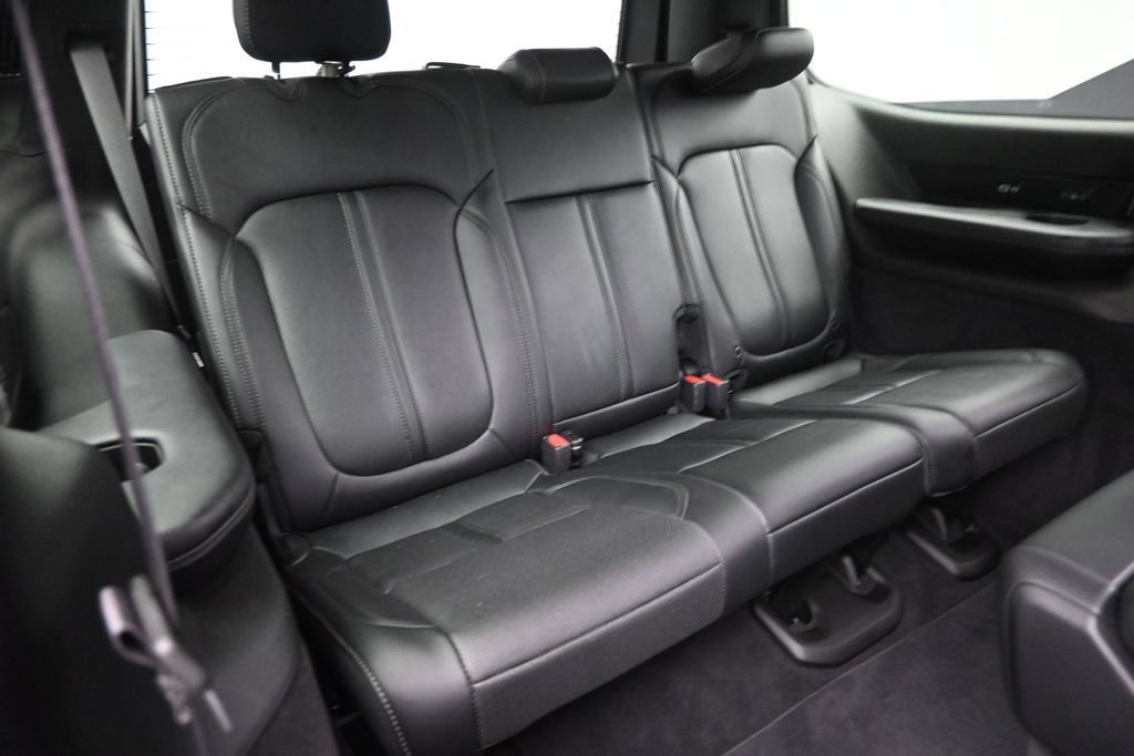 Used 2025 Jeep Grand Wagoneer 4WD image 20