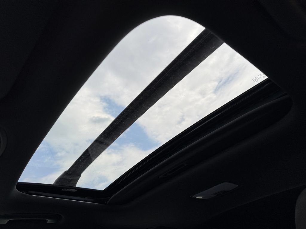 Used 2022 Hyundai Kona N Line w/ Tech Package AWD/4WD image 39