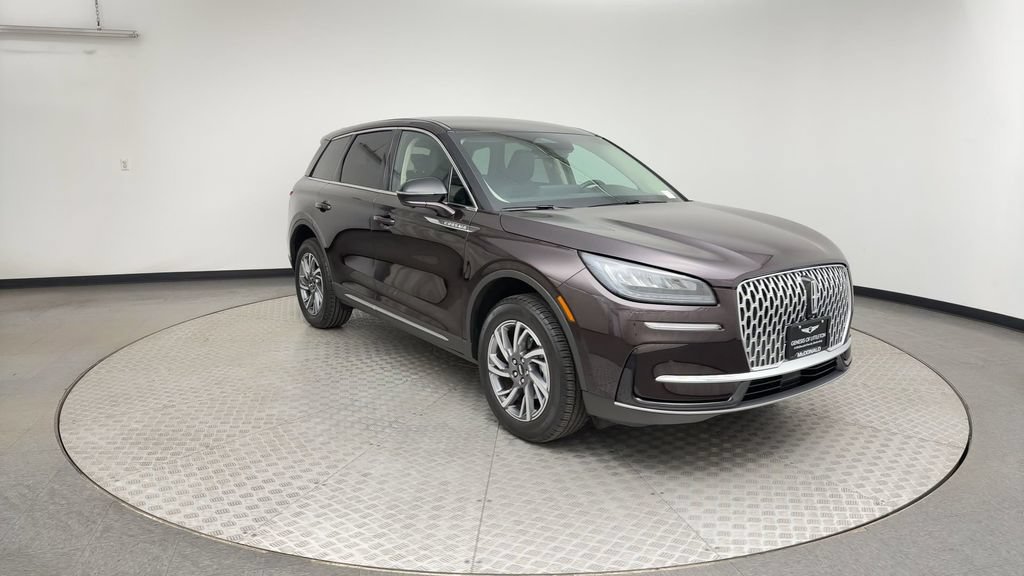 Used 2023 Lincoln Corsair AWD w/ Equipment Group 101A image 8