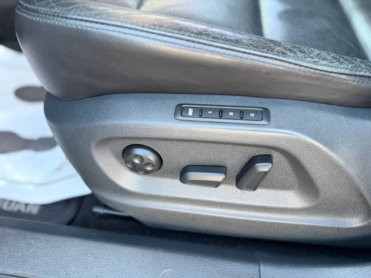 Used 2013 Volkswagen Tiguan SEL image 38