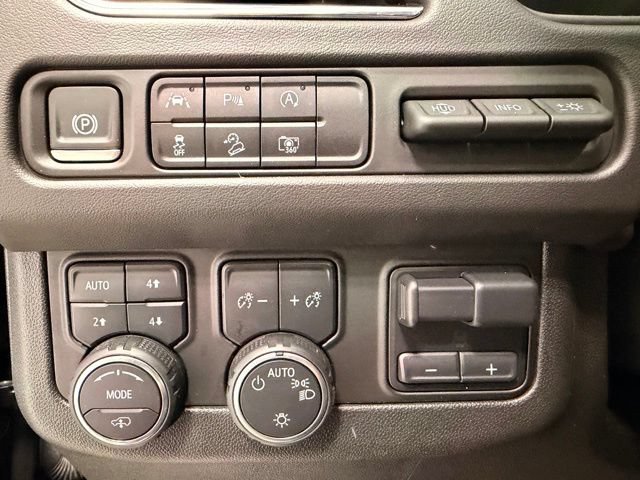 Used 2024 Chevrolet Suburban High Country AWD/4WD image 27