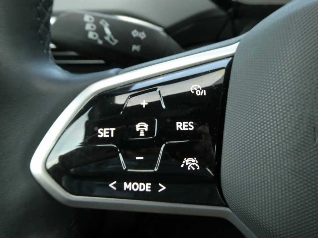 Used 2022 Volkswagen ID.4 Pro image 11