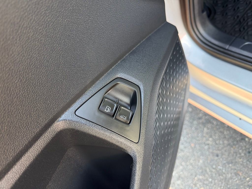 Used 2024 Volkswagen Jetta SE image 15